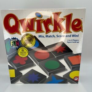Qwirkle Game Mix Match Score & Win MindWare New Sealed Family Night Educational